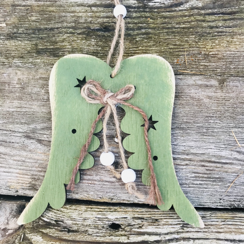 Krídla drevené dekoračné na zavesenie zelené