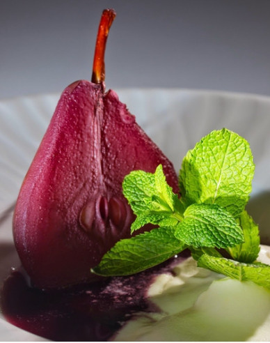 Hruška stĺpová ´Krvavnička´ letná, podp. Dula, kont. 2l