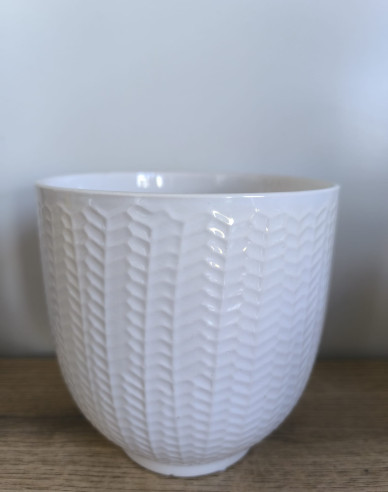 Obal na kvetináč keramický biely s leskom