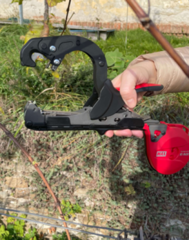 MAX TAPENER HTR 45C - Vyväzovacie kliešte